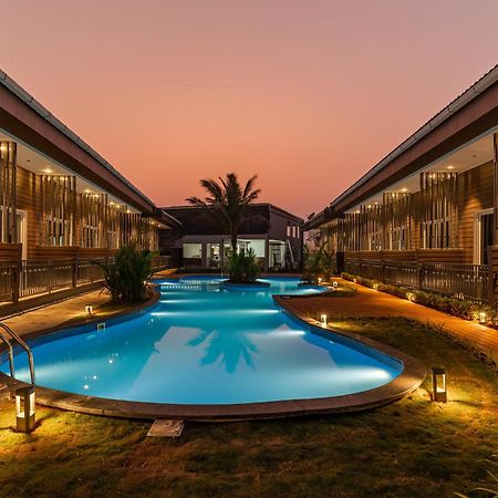 Amara By The Sea Calangute Hotel Exterior foto